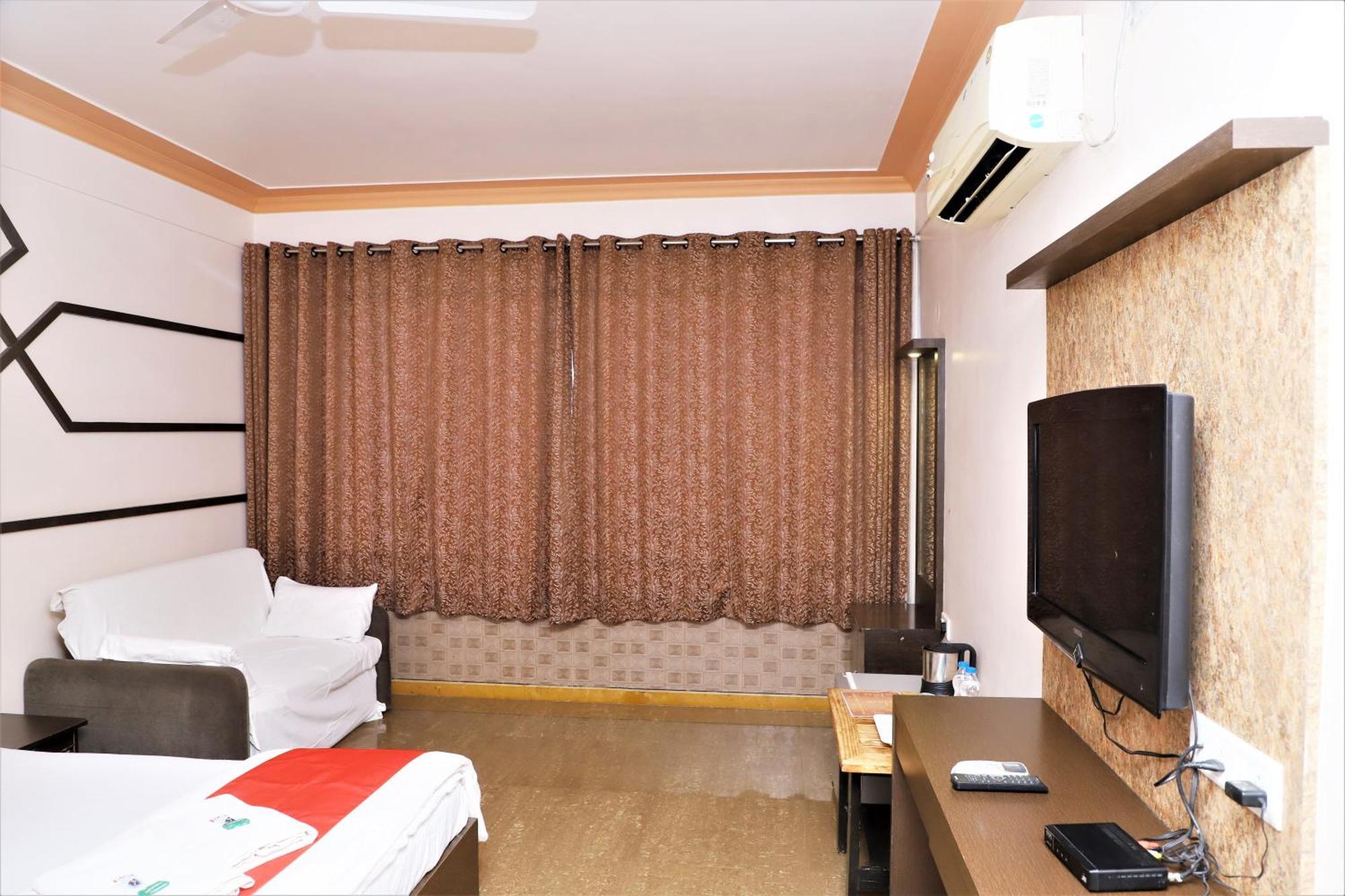 River Palace - A Valley View Hotel Panchgani Exterior foto